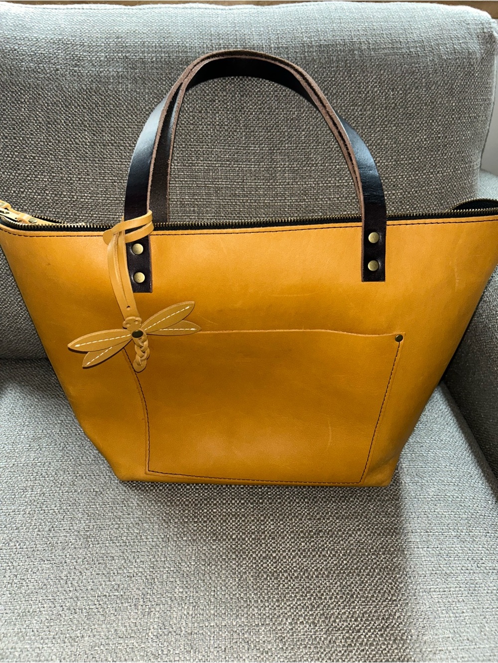 Portland Leather Large Zippered Tote